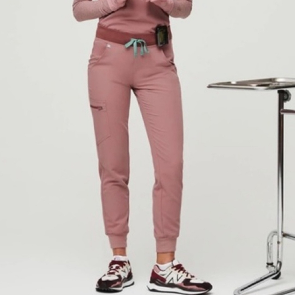 FIGS scrub pants